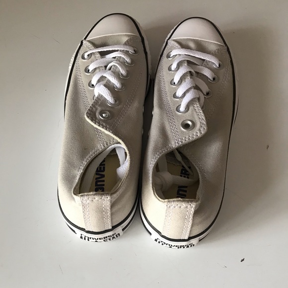 Converse - Picture 3 of 8